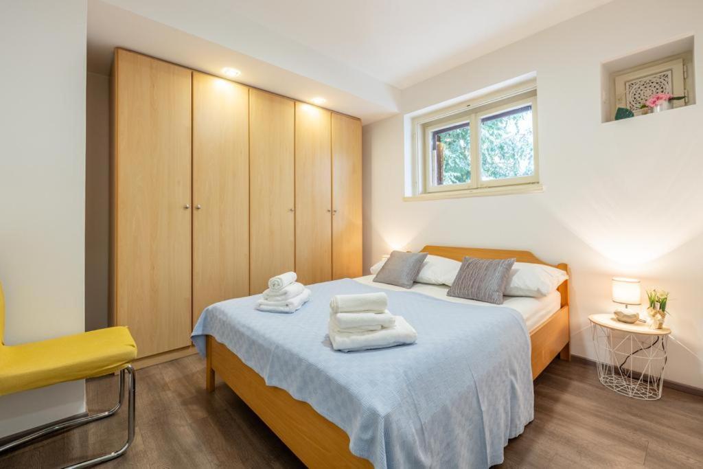 Central Apartment Josko - Combine Parking&Beach&Old Town Σπλιτ Εξωτερικό φωτογραφία