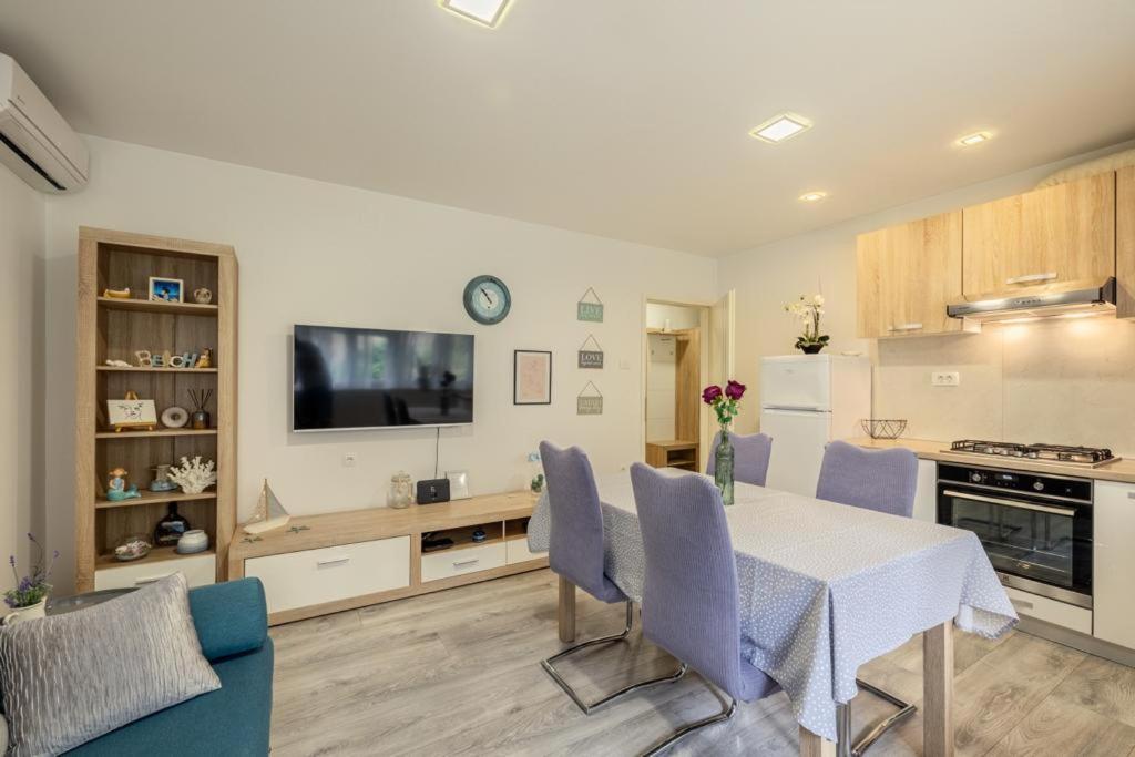 Central Apartment Josko - Combine Parking&Beach&Old Town Σπλιτ Εξωτερικό φωτογραφία
